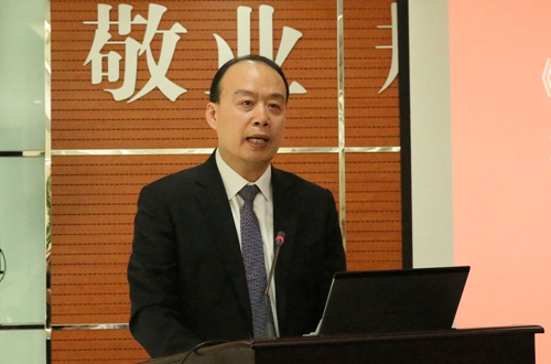 耿伟.jpg