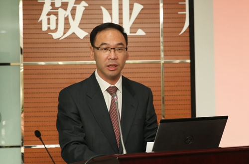 黄润中.jpg