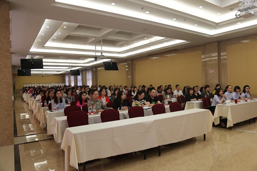 5cc70dfb7970c.jpg 3培训现场.jpg