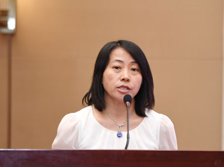 5cf8f57a00d9c.jpg 12.中国建设银行风险管理部资深副经理卢娜分享风险管理探索实践.jpg