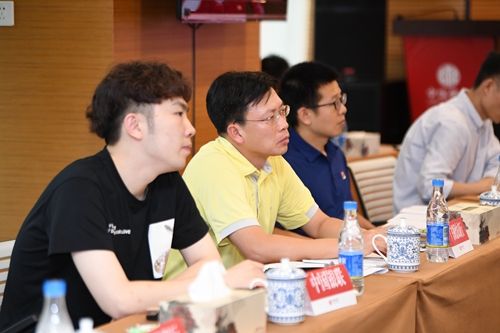5d50c6b31facb.jpg 11.jpg