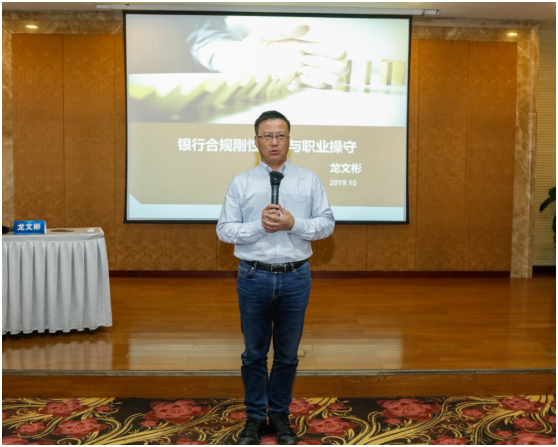 5dcba474b18b8.png image.png