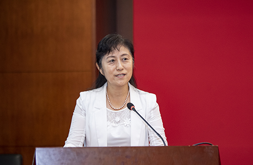 2.银保监会法规部一级巡视员梁玲致辞.jpg
