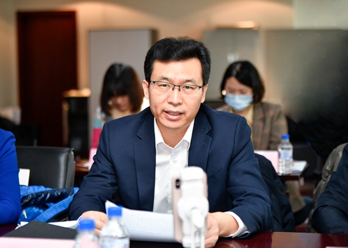3.工银理财有限责任公司副总裁杨波汇报课题成果.jpg
