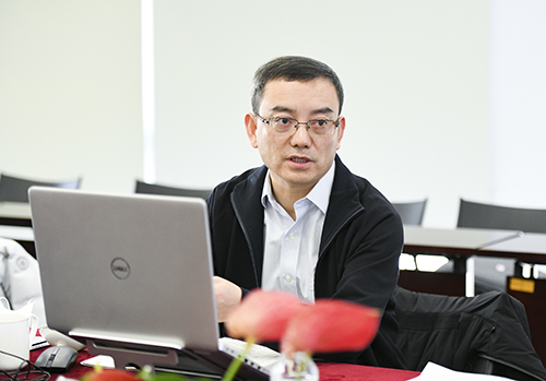 1银保监会城市银行部刘荣副主任讲话.jpg