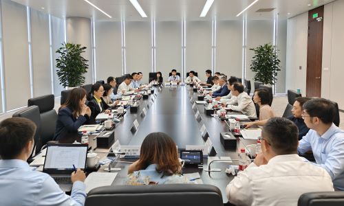 64b4a7f589665.jpg 现场调研交流1.jpg