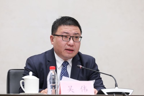 680a496660995.jpg 04吴伟.jpg