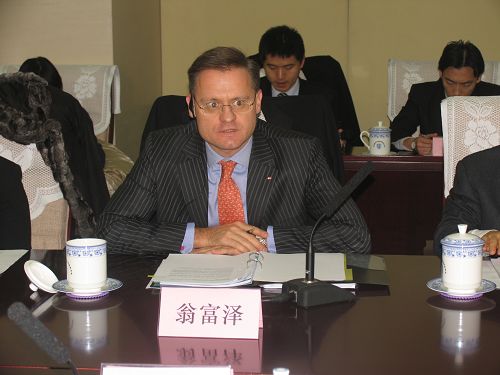 拜访4压缩.jpg 拜访4压缩.jpg