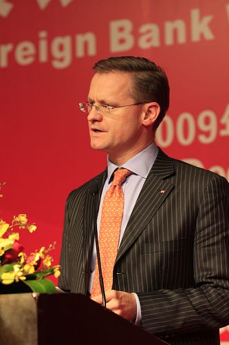 晚宴2压缩.jpg 晚宴2压缩.jpg