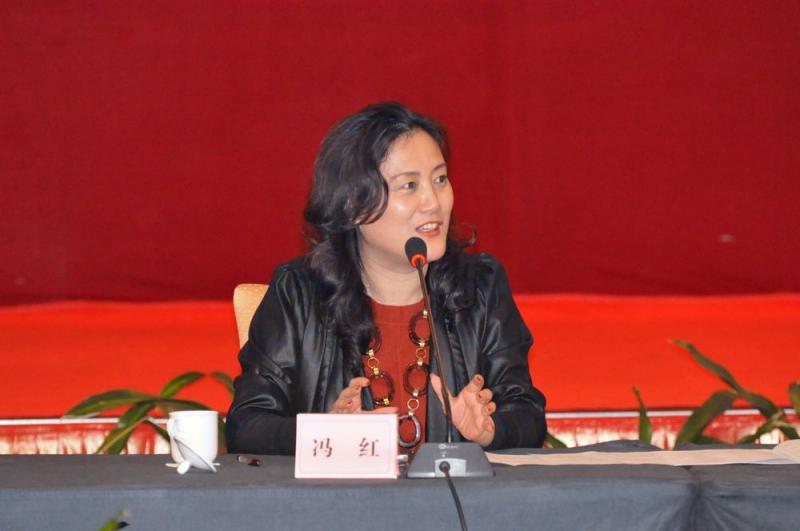 3.中国银行业协会冯红副秘书长讲话（备选2）.jpg