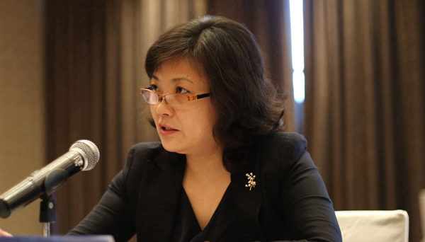 1.中国银行业协会副秘书长张亮主持会议并讲话_副本_副本.jpg