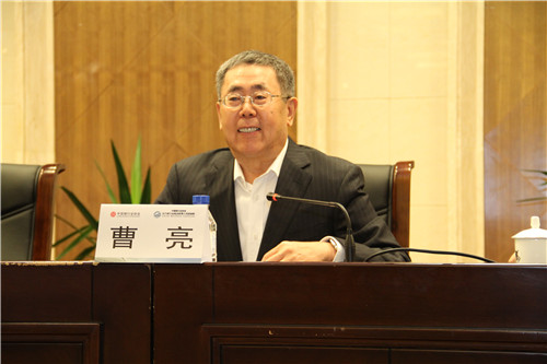 2-曹顾问.JPG 2-曹顾问.JPG