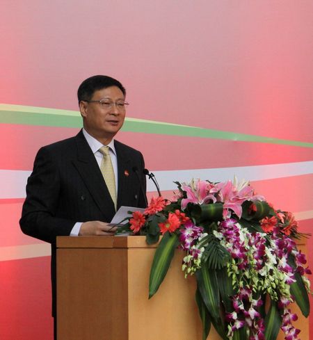 5中国银行行长李礼辉做行业代表发言.jpg