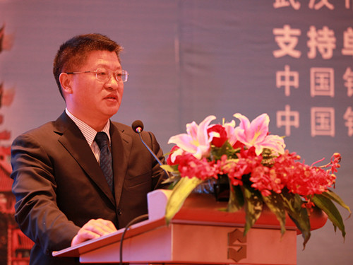 6-湖北省商务厅副厅长谭作刚出席恳谈会并讲话_副本.jpg