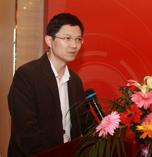 12地方银行业协会代表做典型发言_副本.jpg