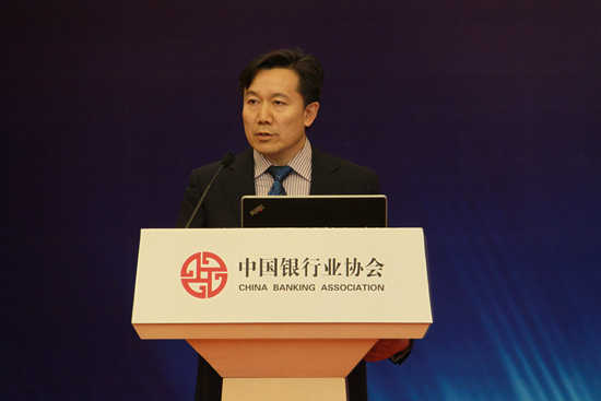 3中国银监会办公厅杨少俊副主任致辞_副本.jpg