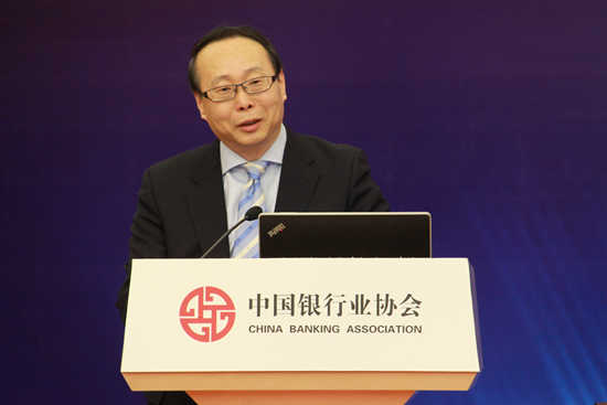 2银监会创新部主任王岩岫发表主旨演讲_副本.jpg
