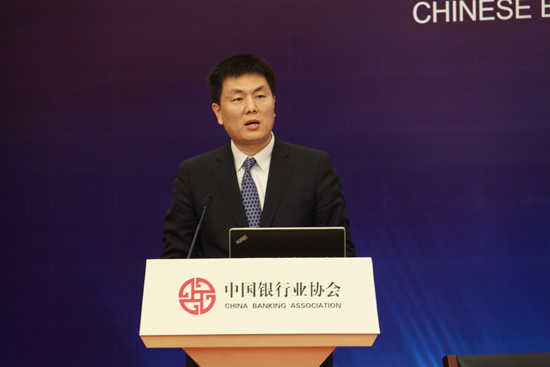 7中国农业银行副行长李振江发表主旨演讲_副本.jpg