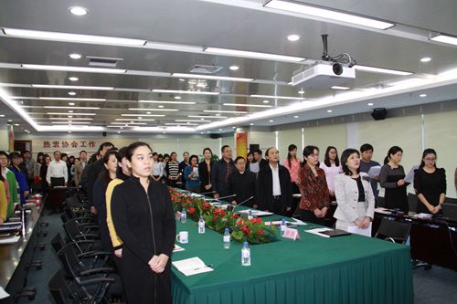 3全体党员唱国际歌_副本.jpg