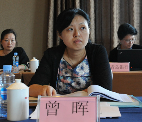 4.江西省银监局副局长曾晖致欢迎词_副本.jpg 4.江西省银监局副局长曾晖致欢迎词_副本.jpg