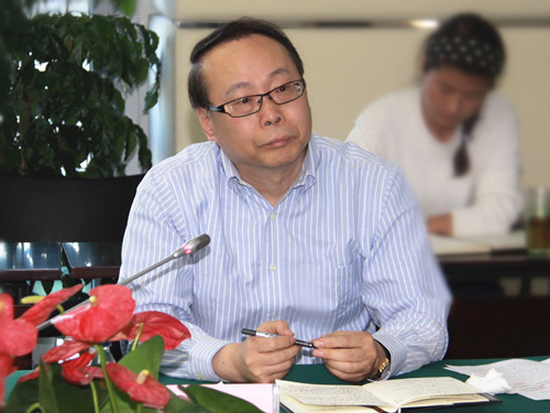 党委书记王岩岫主持会议_副本_副本.jpg