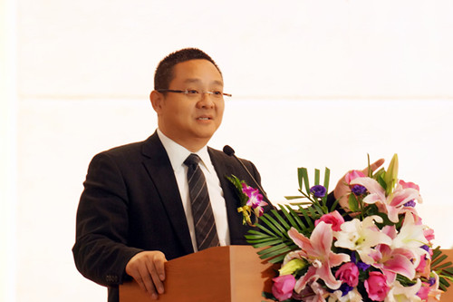 中国银行业协会陈远年秘书长发表主旨演讲_副本.jpg
