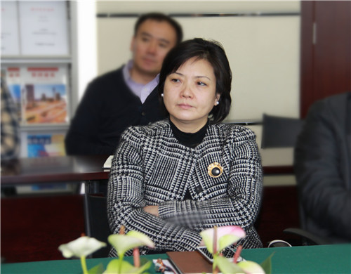 6张亮副秘书长出席会议.jpg
