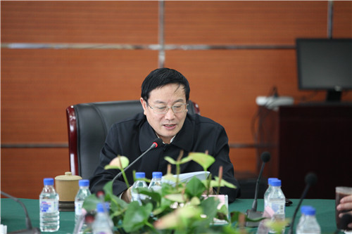 2杨再平专职副会长传达十八届中央纪委第六次全会精神.jpg