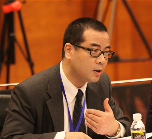 18.威灵顿管理公司香港合伙人兼首席代表钱峰发言.jpg 18.威灵顿管理公司香港合伙人兼首席代表钱峰发言.jpg