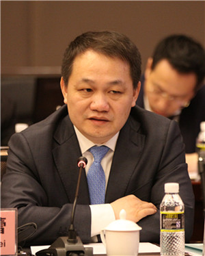 曹红辉.jpg 曹红辉.jpg