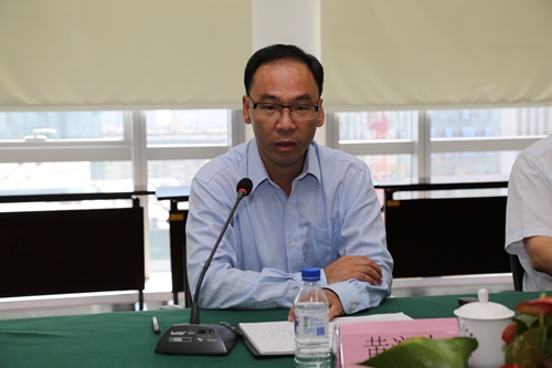 图片5：黄润中同志发言.JPG