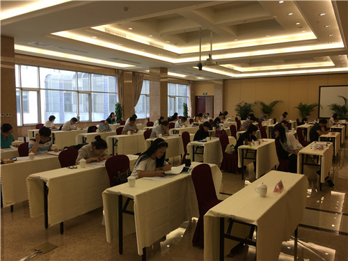 优秀客服中心材料复审现场.jpg 优秀客服中心材料复审现场.jpg