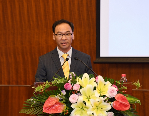 1.中国银行业协会黄润中秘书长讲话.JPG