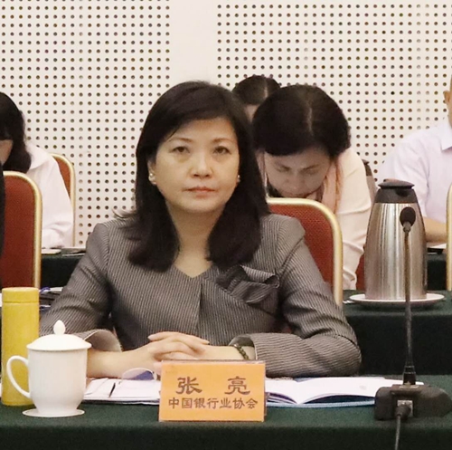 3张亮.jpg 3张亮.jpg