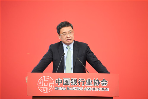 12.波士顿咨询（BCG）全球合伙人兼董事总经理何大勇发表主旨演讲.jpg