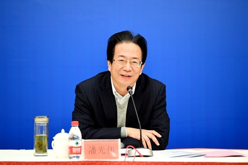 潘书记_副本.jpg