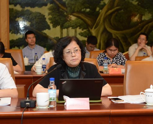 杨2.jpg