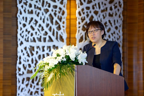 2.中投公司董事总经理、资产配置部总监范华讲话.jpg